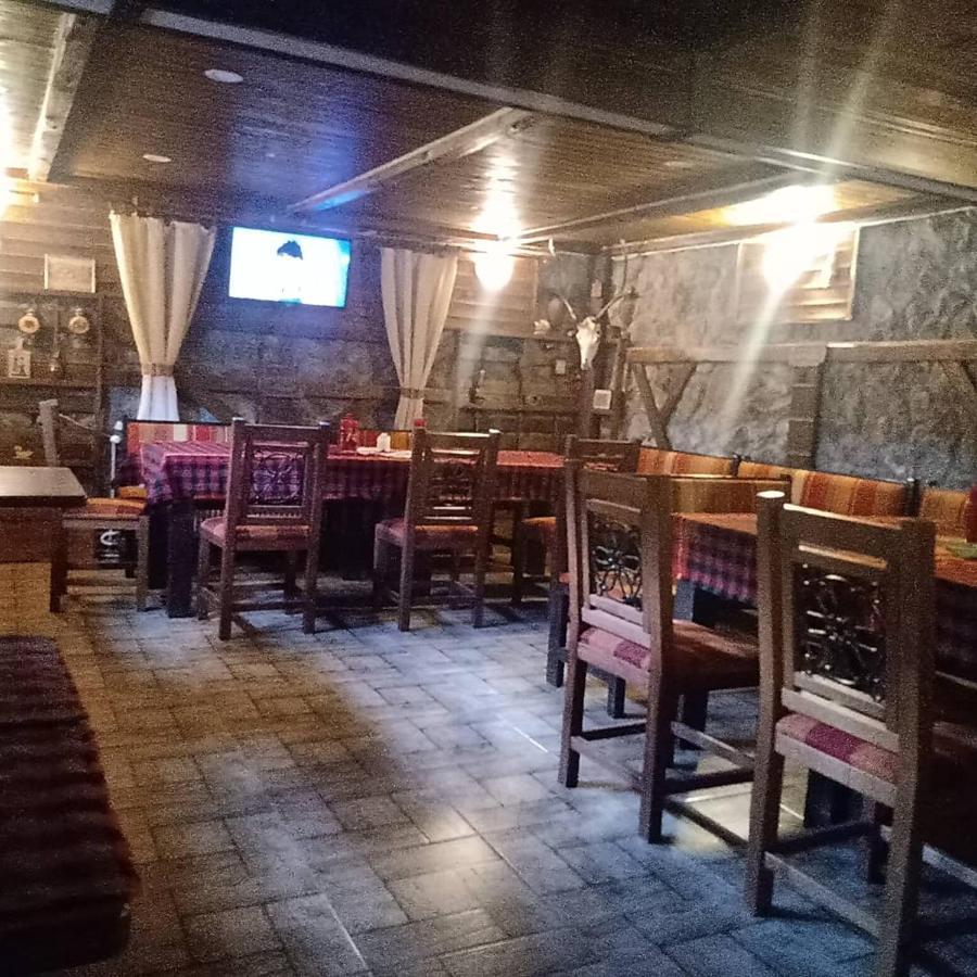 Кръчмъ При Байката Hotel Ribarica Luaran gambar